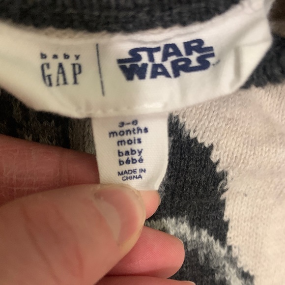 Star Wars Baby Gap R2D2 & Darth Vader Unisex Infant Sweater Romper Bodysuit Knit - Picture 2 of 4